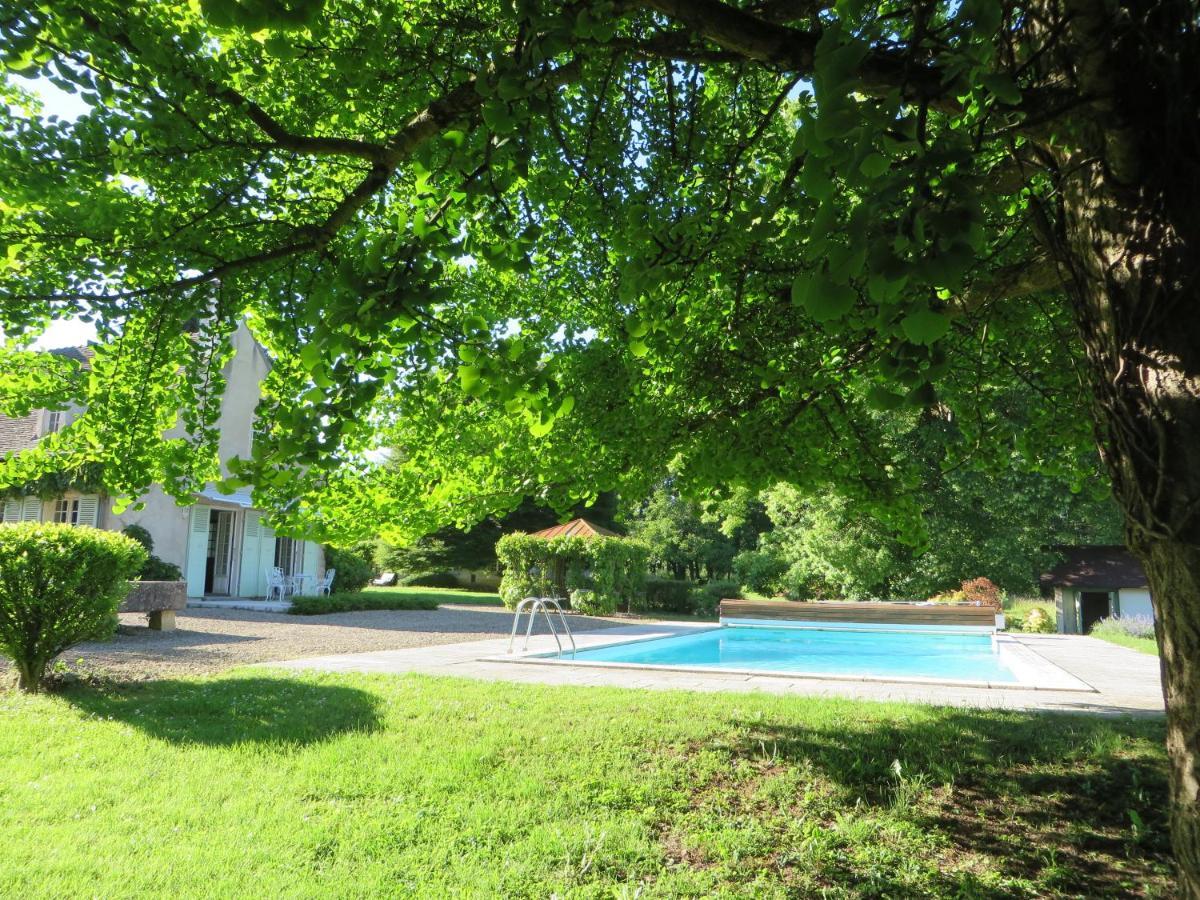 Domaine De L'Oiseau Bed & Breakfast Gergy ภายนอก รูปภาพ